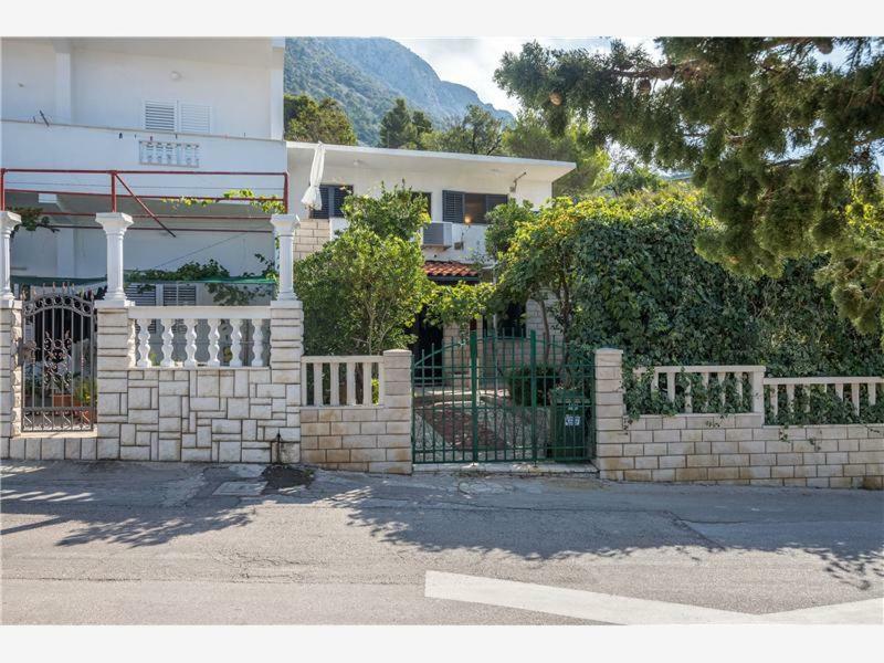 Apartments Maja Драшнице Экстерьер фото